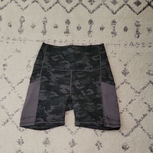 Camo Bike Shorts By Fabletics Medium